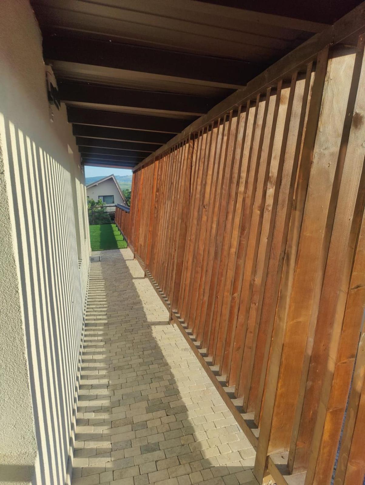 Luxus Cluj Airport Apartments Екстериор снимка