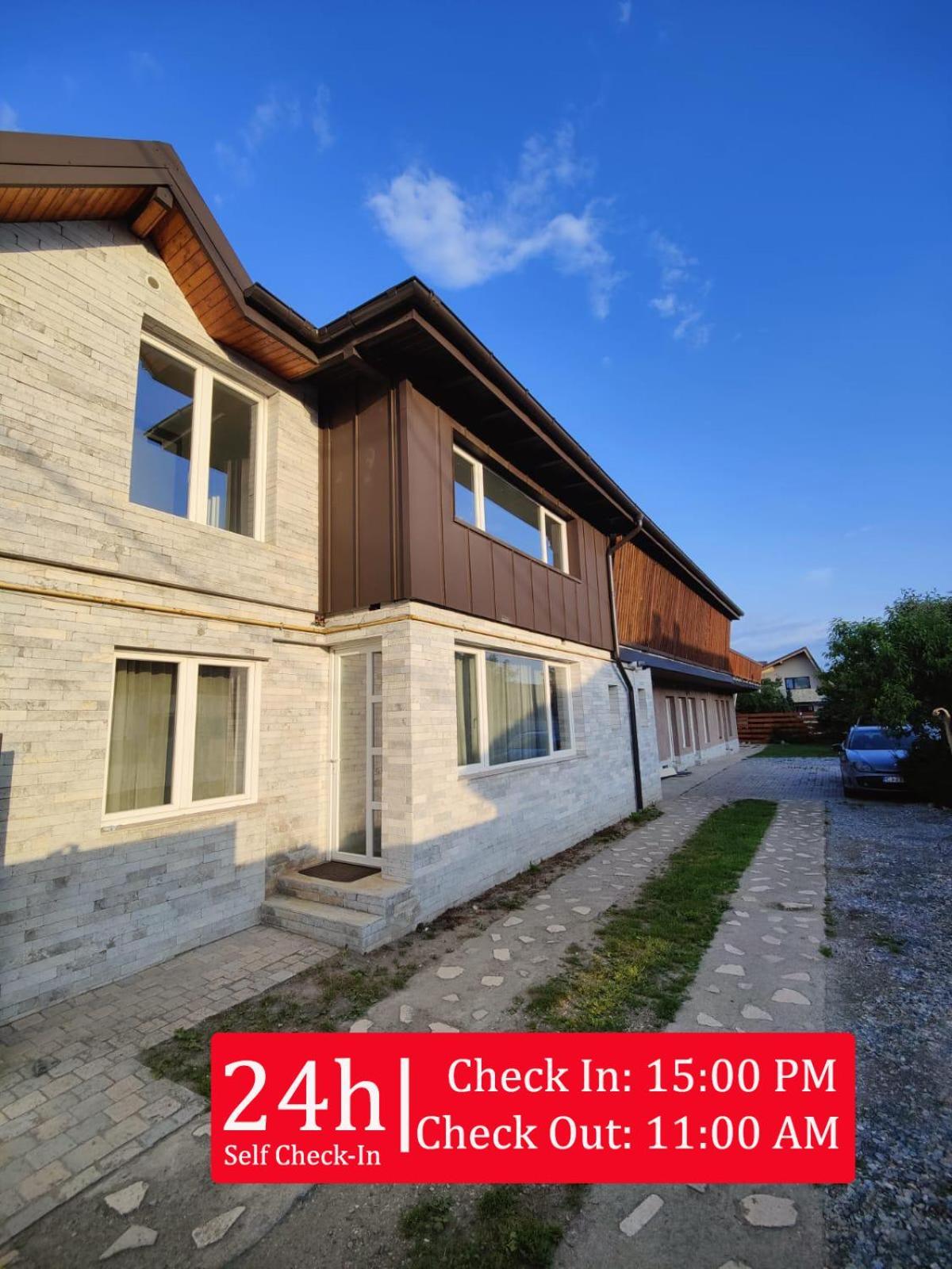 Luxus Cluj Airport Apartments Екстериор снимка